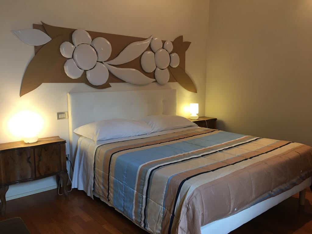Domus Nova Residenza Il B&B Mantua Exterior foto
