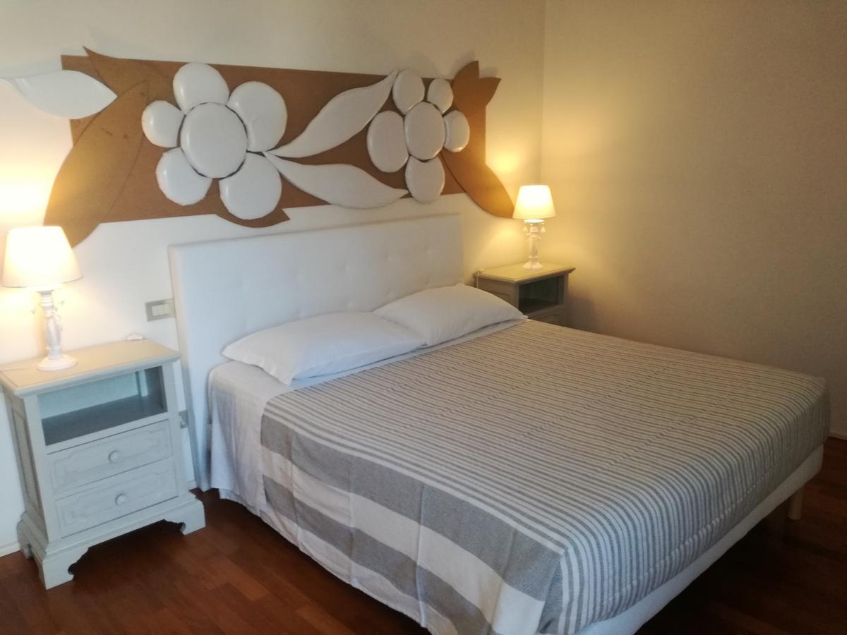 Domus Nova Residenza Il B&B Mantua Exterior foto