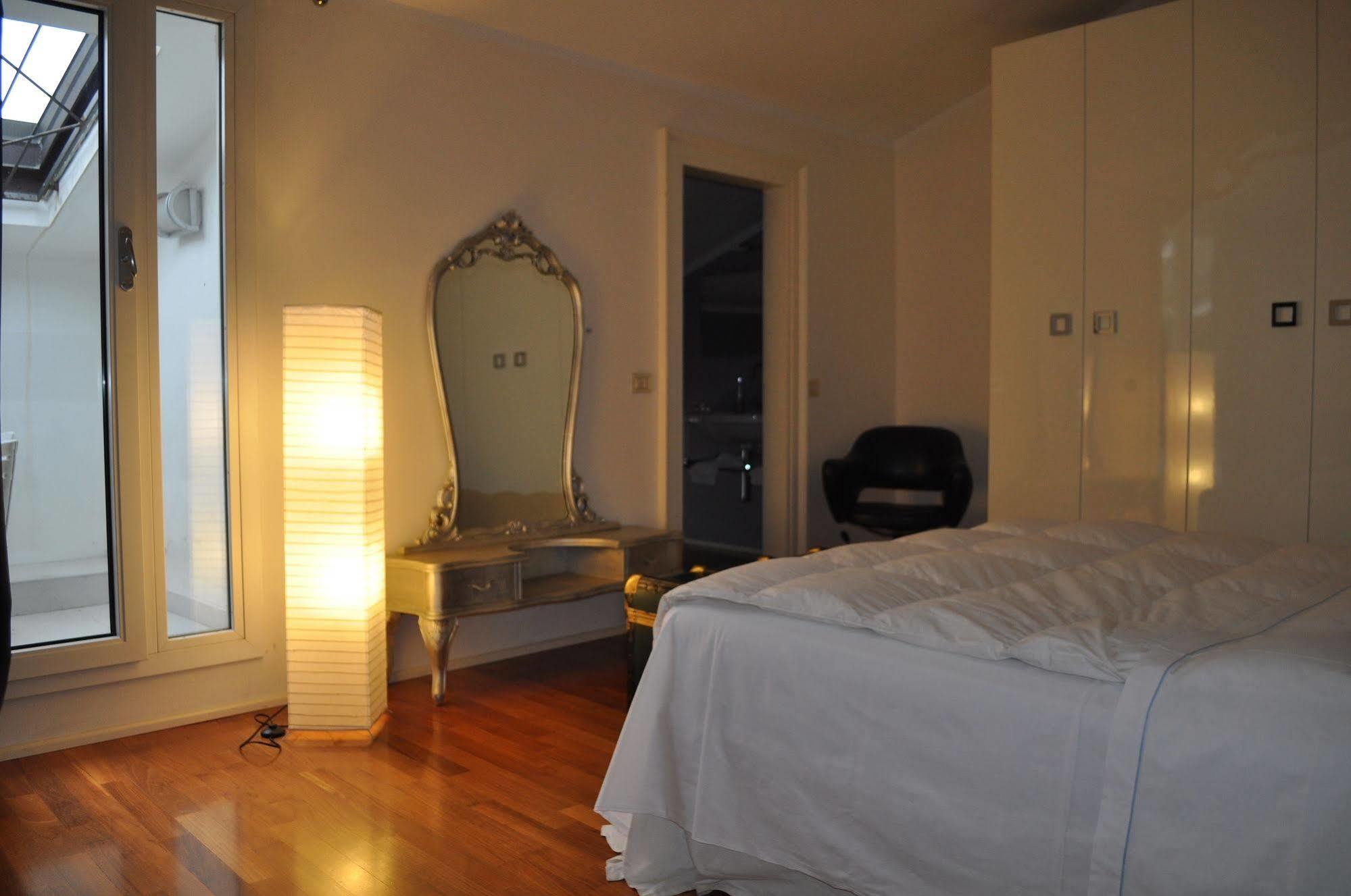 Domus Nova Residenza Il B&B Mantua Exterior foto